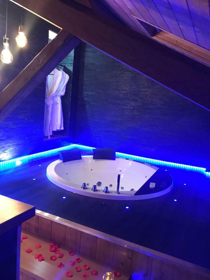 Le Chalet Loft And Spa فيليوربان المظهر الخارجي الصورة