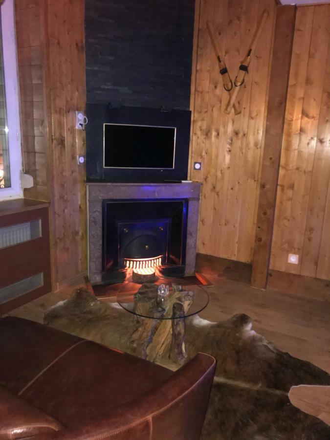 Le Chalet Loft And Spa فيليوربان المظهر الخارجي الصورة