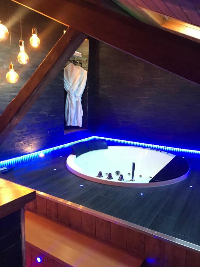 Le Chalet Loft And Spa فيليوربان المظهر الخارجي الصورة